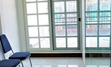 Sale with Tenant 4 bedrooms Townhouse Sukhumvit 33
