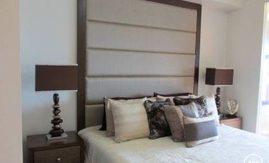 1 Bedroom Loft w/ Balcony 1 Parking One Rockwell Makati FOR RENT Prime Condo Furnished Maintained beside Powerplant