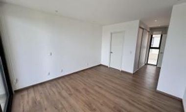 Altos de Juriquilla - RENTA. Departamento con cuarto de servicio, 3 recamaras