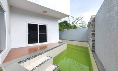 6 Bedroom House with Pool for RENT in Friendship Angeles City