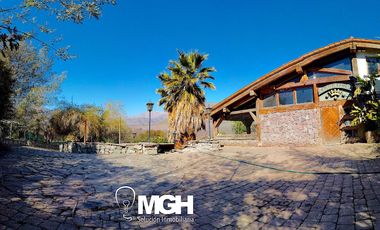 Excelente propiedad comercial en Los Andes