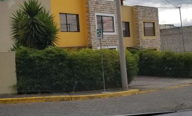 Casa de Venta junto a Los Cerros Golf Club, Sangolquí, Ecuador