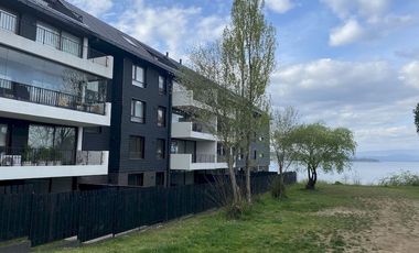 SE VENDE INCREIBLE  DEPARTAMENTO CON VISTA AL LAGO  EN VILLARRICA