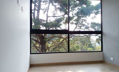 PR20962 Apartamento en arriendo en el sector Loma del Escobero