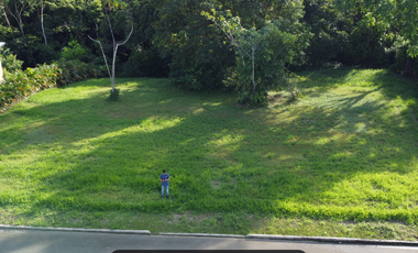 Lotes en el condominio casa de campo en Restrepo a un excelente precio
