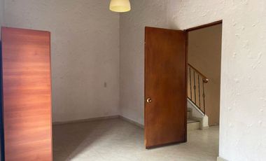 PR21618 Arriendo de casa en Loma del Escobero