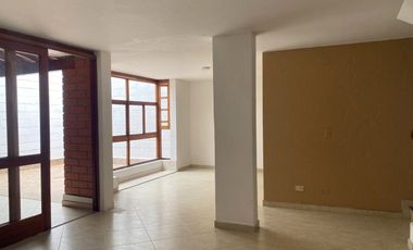 PR21618 Arriendo de casa en Loma del Escobero