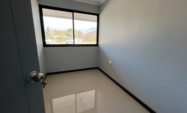 Parcela 5000 mt2 con casa Agua y Luz