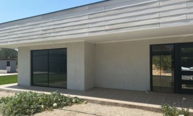 Parcela 5000 mt2 con casa Agua y Luz