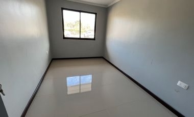 Parcela 5000 mt2 con casa Agua y Luz