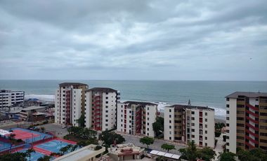 Departamento con vista al mar y terraza de venta en Tonsupa