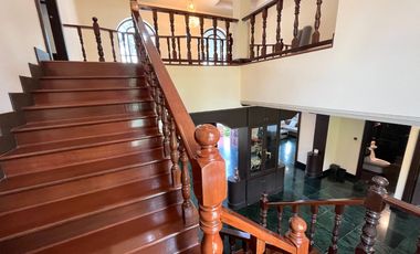 4-bedroom mansion luxury for sale among mountain views in Ao Nang, Krabi.