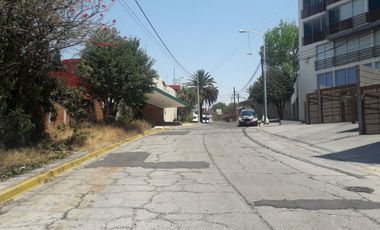 Terreno en la Col La Paz a unos metros de Av. Juárez, Tezitulan Recta