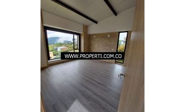 Casa en Arriendo Loma del Escobero Envigado