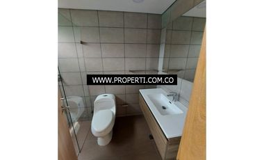 Casa en Arriendo Loma del Escobero Envigado