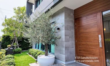 Rent/Sell The City Bangna (new project) size XL, large size, lots of usable space. Luxury detached house, new project, next to Mega-Bangna. Corner plo