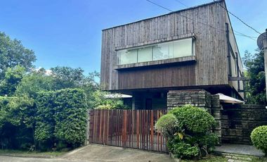 RARE! Luxurious Industrial House with Pool for sale in Susana Heights, Muntinlupa City!