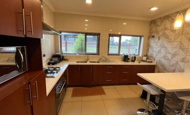 Vendemos en Temuco  hermosa casa en Lomas del Carmen