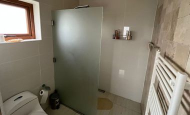 Vendemos en Temuco  hermosa casa en Lomas del Carmen