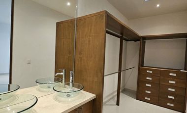 CASA EN VENTA TEMOZÓN NORTE 4 RECAMARAS