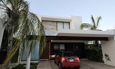CASA EN VENTA TEMOZÓN NORTE 4 RECAMARAS