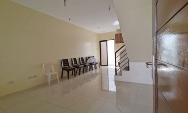 Townhouse Subdivision near Las Piñas Riverdrive