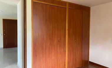 PR21919 Apartamento en arriendo en el sector Loma del Escobero