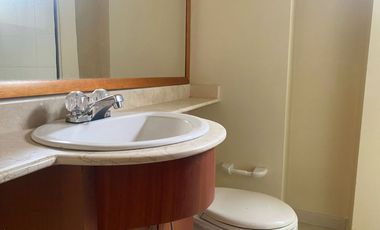 PR21919 Apartamento en arriendo en el sector Loma del Escobero