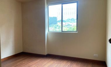 PR21919 Apartamento en arriendo en el sector Loma del Escobero