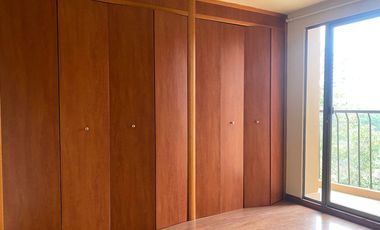 PR21919 Apartamento en arriendo en el sector Loma del Escobero