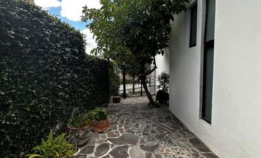 CASA EN RENTA EN CONDOMINIO XV