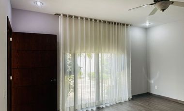 CASA EN RENTA EN CONDOMINIO XV