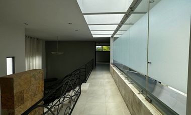 CASA EN RENTA EN CONDOMINIO XV