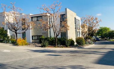 CASA EN RENTA EN CONDOMINIO XV