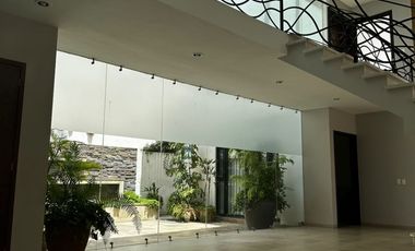 CASA EN RENTA EN CONDOMINIO XV