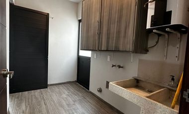 CASA EN RENTA EN CONDOMINIO XV