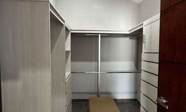 CASA EN RENTA EN CONDOMINIO XV