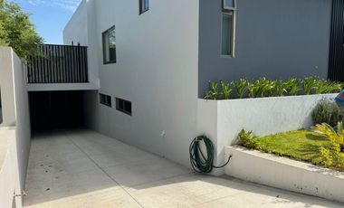 Casa en Bosque de los Lagos en Venta de Lujo, Andares, Puerta de Hierro Zapopan
