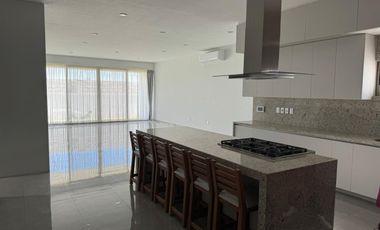 Casa en Bosque de los Lagos en Venta de Lujo, Andares, Puerta de Hierro Zapopan