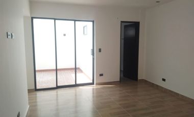 PR21545 Casa Comercial en arriendo en el sector Bolivariana