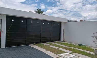 casa en renta en juriquilla cerca de UVM