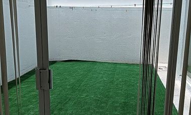 casa en renta en juriquilla cerca de UVM