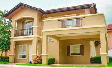 5 Bedroom Single Attached For Sale in Alfonso Cavite