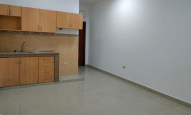 Suite de alquiler en La Garzota, 1 parqueo, Incluye agua potable.