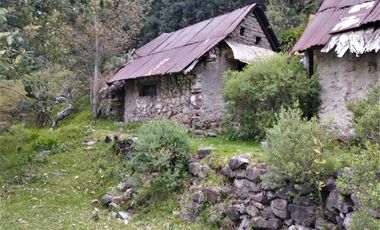 OPORTUNIDAD!!! HERMOSO TERRENO A 13 MINUTOS DE MINERAL DEL CHICO, MUY CERCA DEL ARROYO $900 el M2 BOSQUE Y VALLE