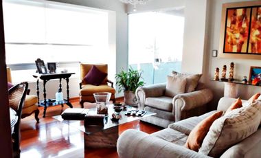 VENDO LINDO PENTHOUSE DUPLEX 4 DORMITS CON TERRAZAS – URB LA FLORESTA  MONTERRICO -SURCO