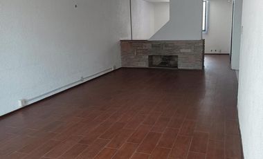 CASA EN RENTA PARA OFICINAS, CLINICA O CONSULTORIO EN VERTIZ