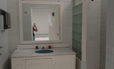 CASA EN RENTA PARA OFICINAS, CLINICA O CONSULTORIO EN VERTIZ