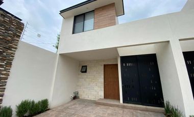 Casa en venta en Aguascalientes, zona norte, Tamara Privada Residencial