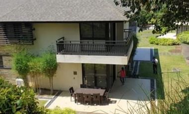 FIRE SALE ANVAYA COVE 2 BEDROOM SUBIC